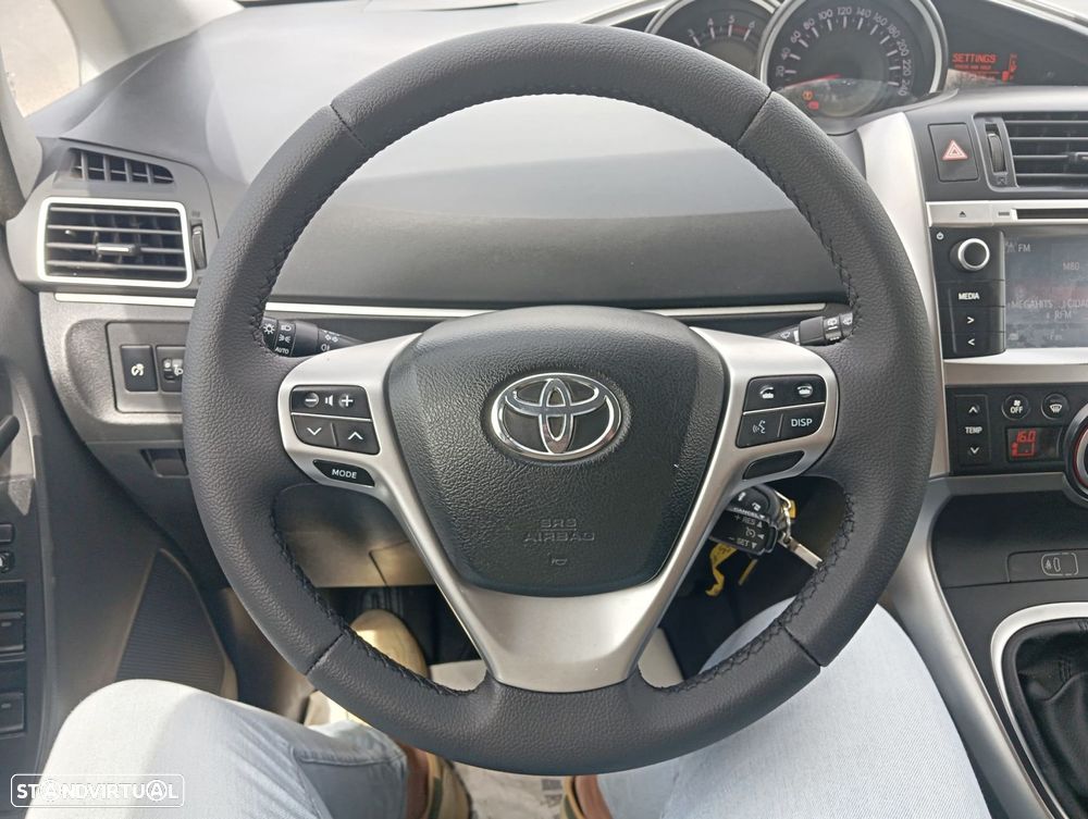 Toyota Verso 1.6 D-4D Comfort+GPS - 8