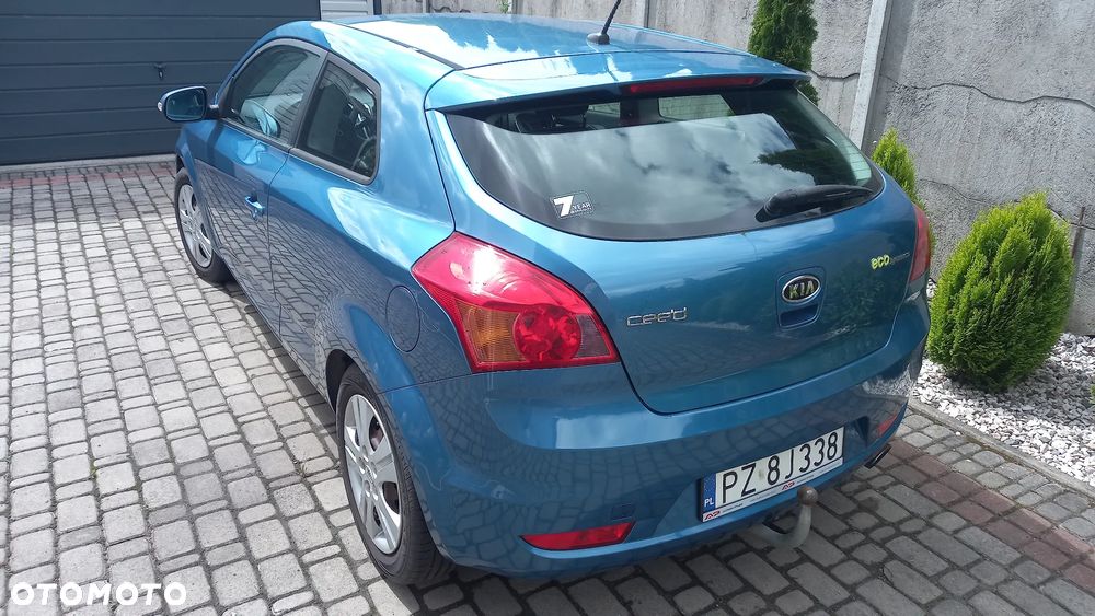 Kia Ceed - 6
