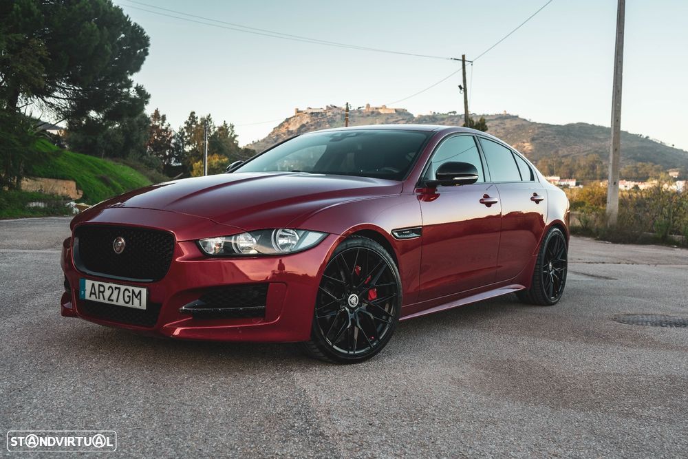 Jaguar XE 2.0 D R-Sport Aut. - 18