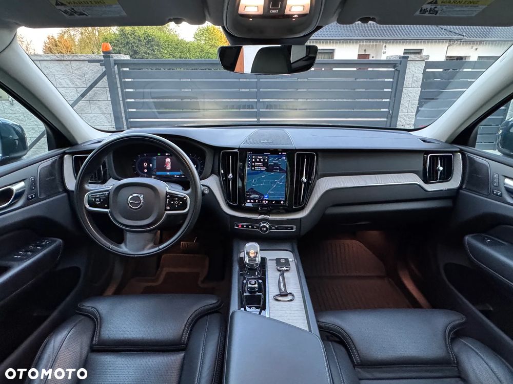 Volvo XC 60 B5 B AWD Inscription - 17