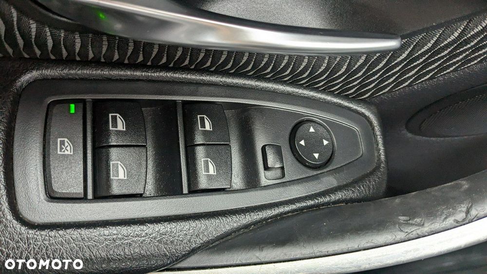 BMW Seria 3 - 29