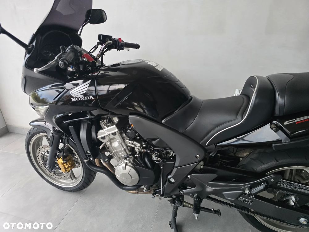 Honda CBF - 17