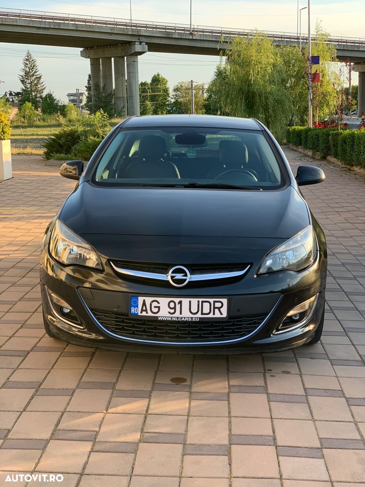 Opel Astra 2.0 CDTI ECOTEC - 2