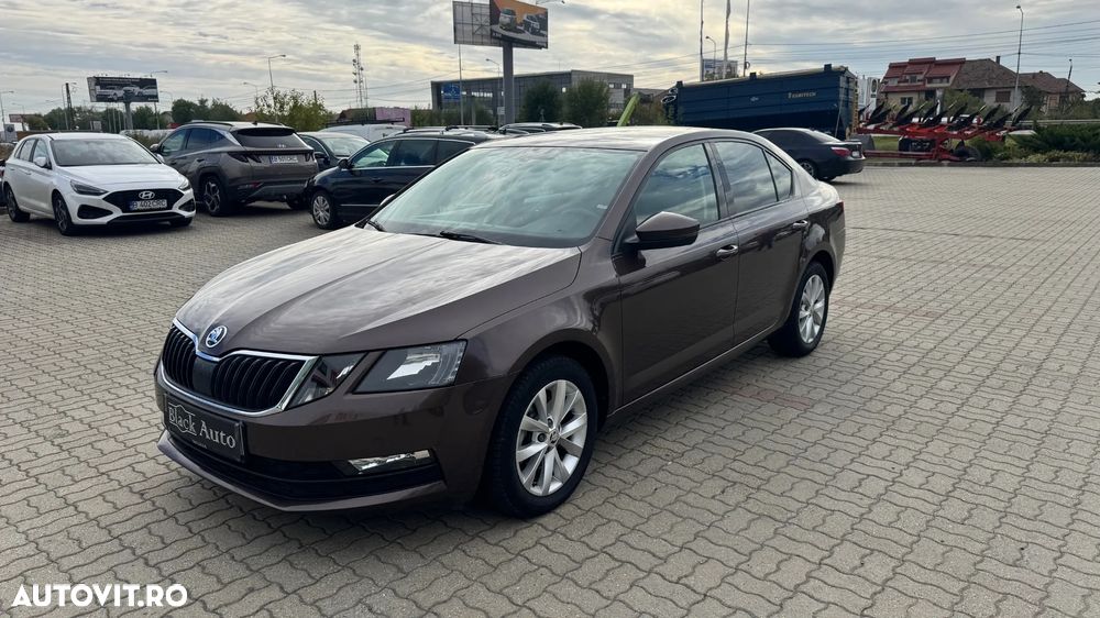 Skoda Octavia - 1