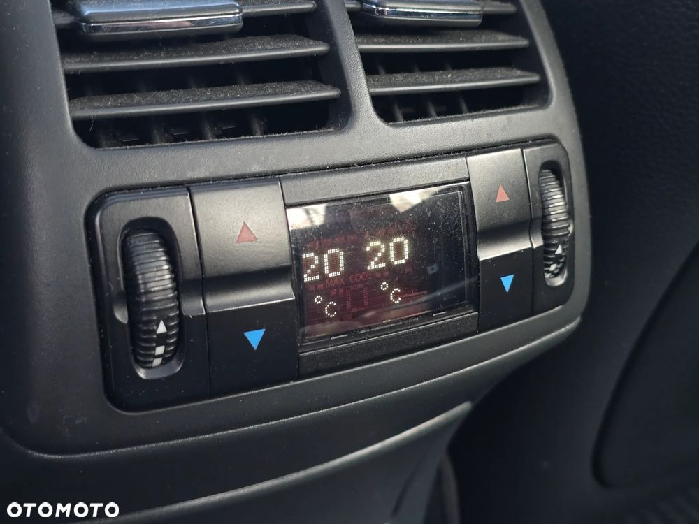 Mercedes-Benz Klasa E 320 Avantgarde - 29