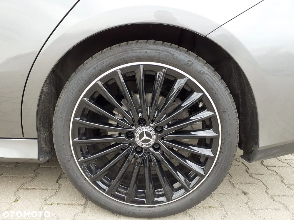Mercedes-Benz CLA 200 AMG Line 7G-DCT - 17