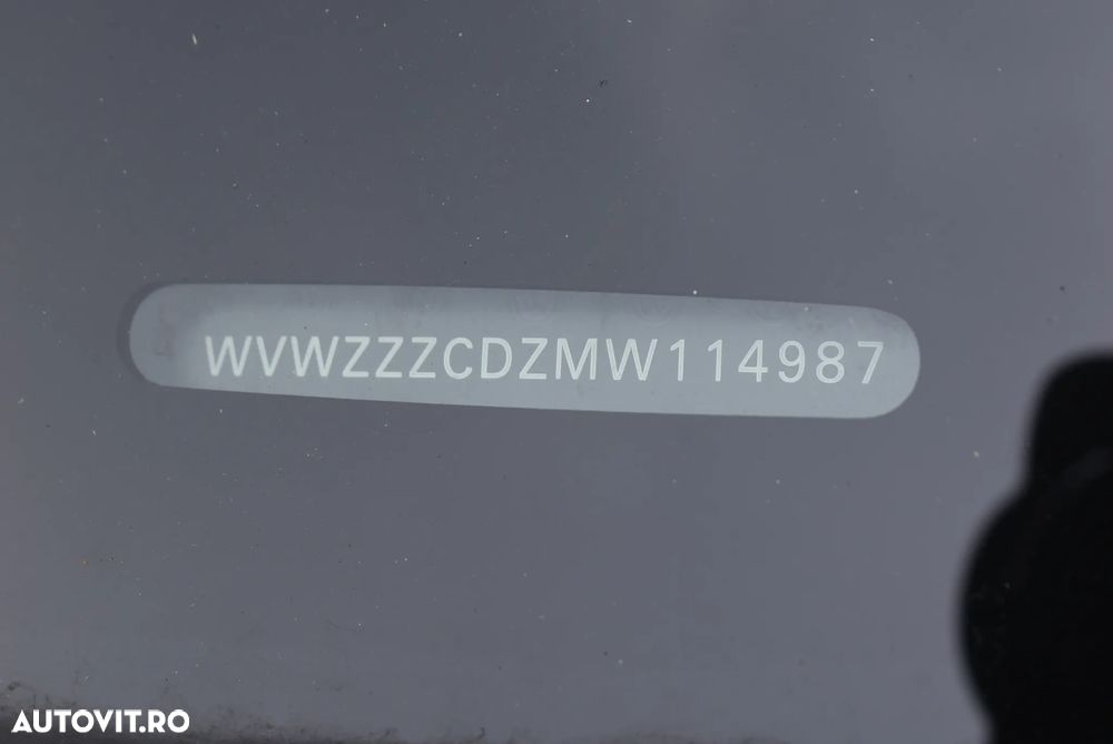 VOLKSWAGEN Golf 2021 — imagine 21