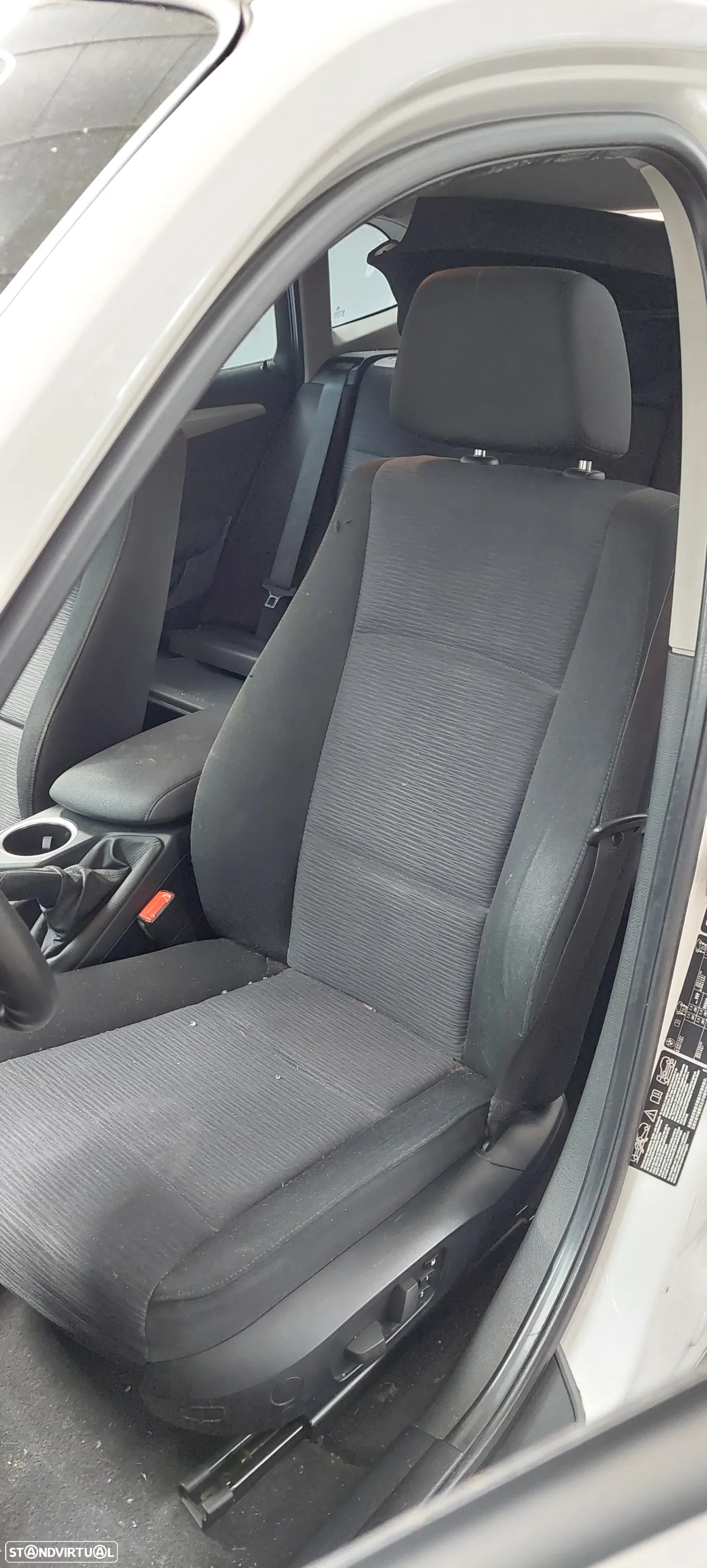 BMW X1 E84 PARA PEÇAS - 7