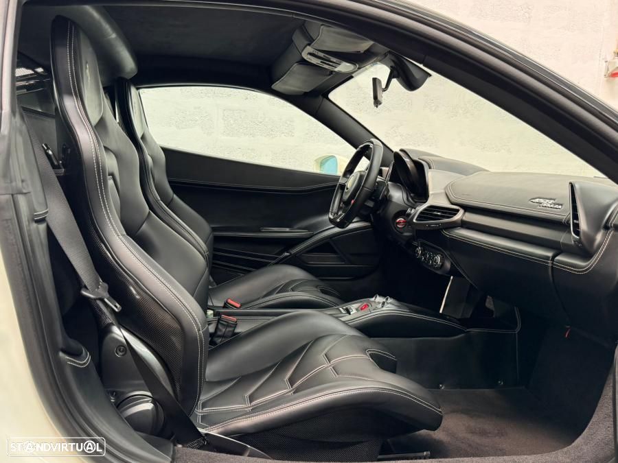 Ferrari 458 Italia - 34