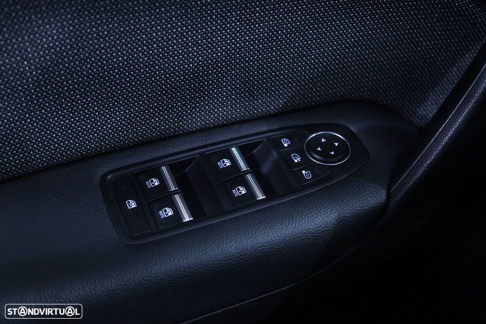 Renault Captur 1.0 TCe Techno - 27