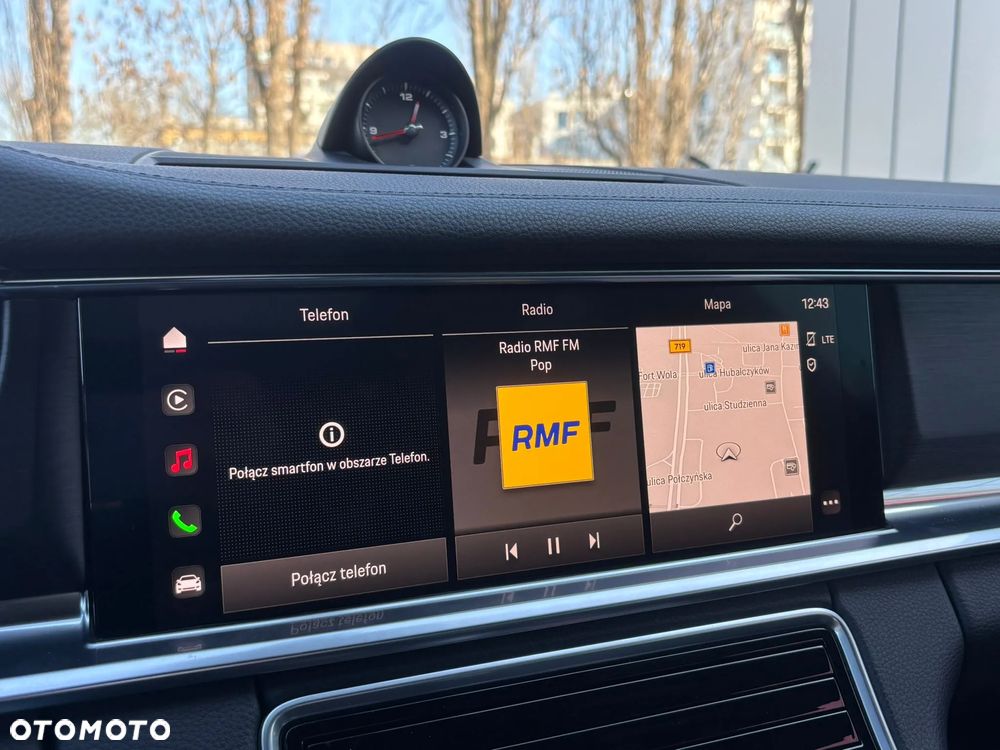 Porsche Panamera 4 Platinum Edition - 34