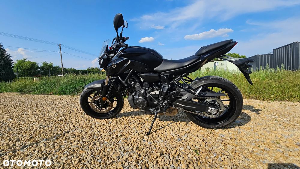 Yamaha MT - 2