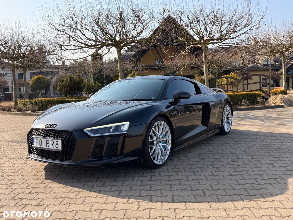 Audi R8 Coupé - 1