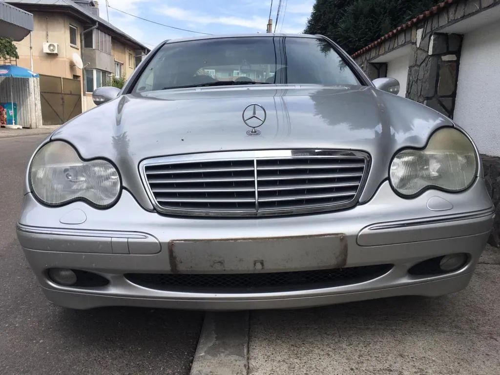 Dezmembrari Mercedes C180 KOMPRESSOR W203 2000-2007 - 1