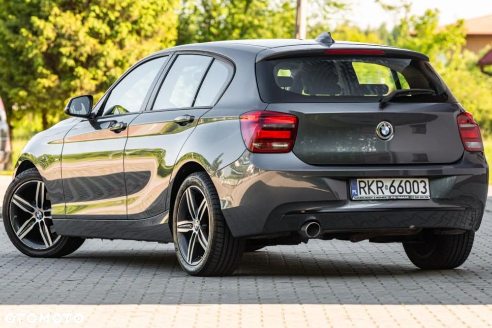 BMW Seria 1 116i Sport Line - 11