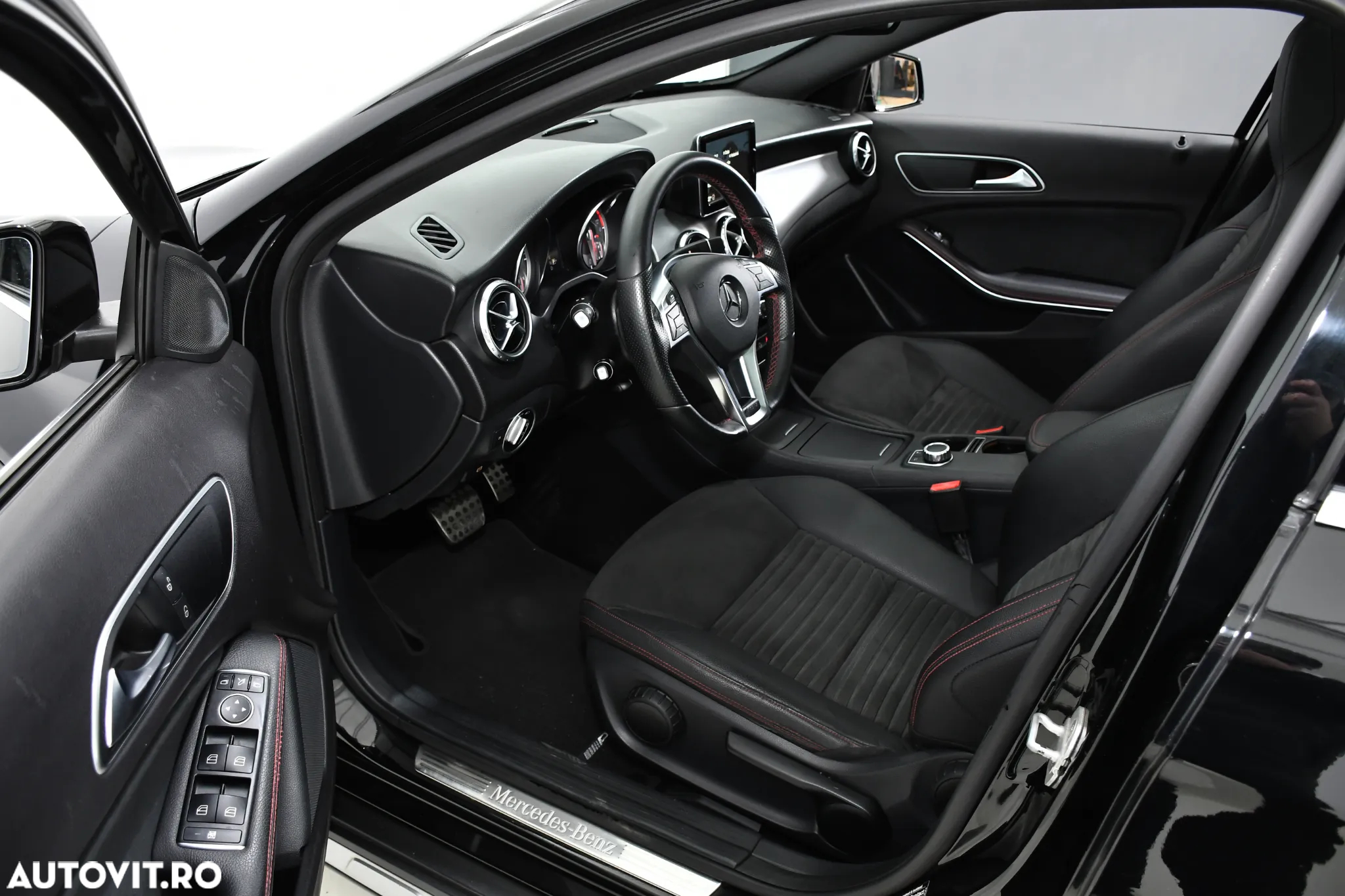 Mercedes-Benz GLA 220 CDI 4Matic 7G-DCT AMG Line - 6