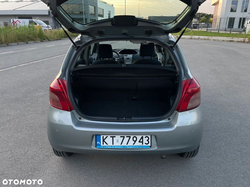 Toyota Yaris 1.3 Luna - 22