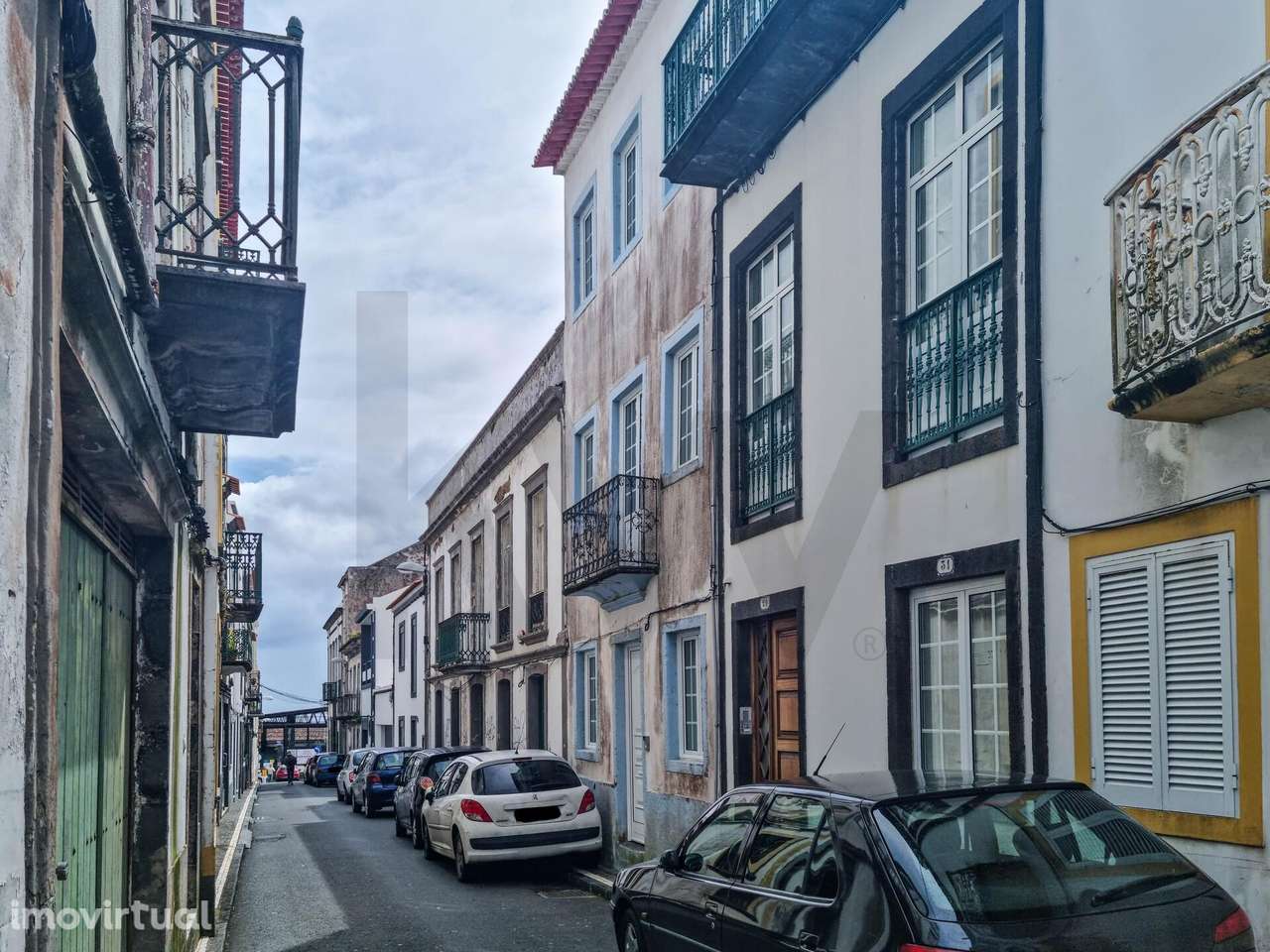 Moradia T5 no Centro de Ponta Delgada - Grande imagem: 2/25