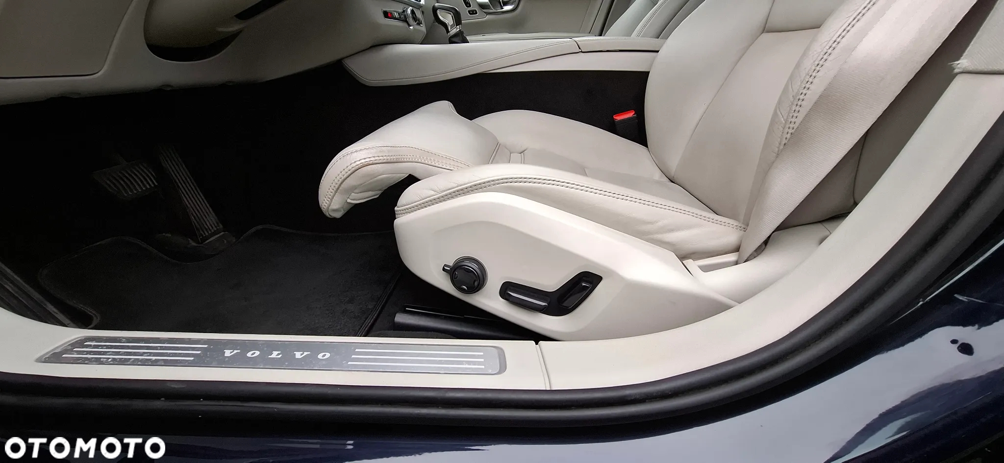 Volvo S90 D4 Inscription - 21