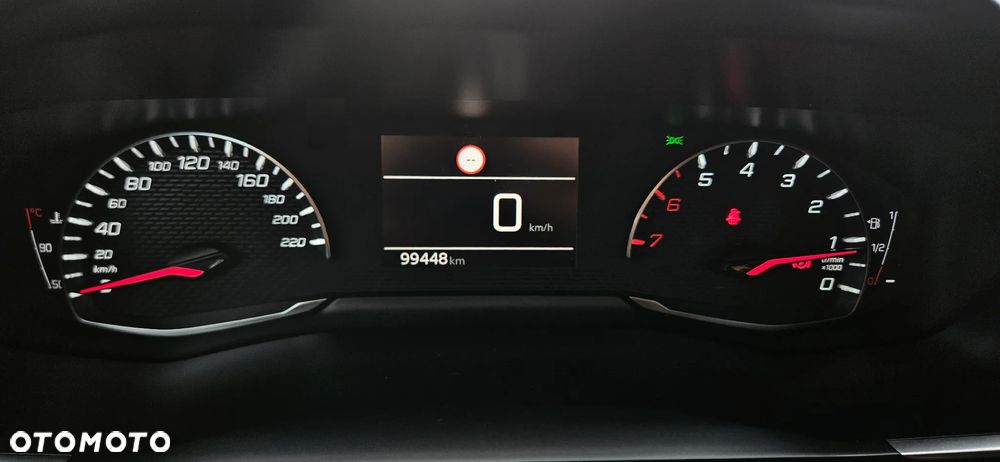 Peugeot 2008 1.2 PureTech Allure Pack S&S - 12