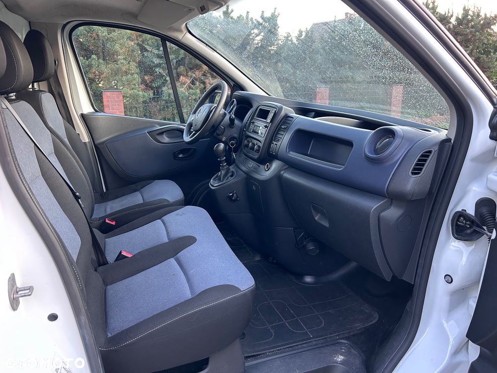 Opel Vivaro - 17