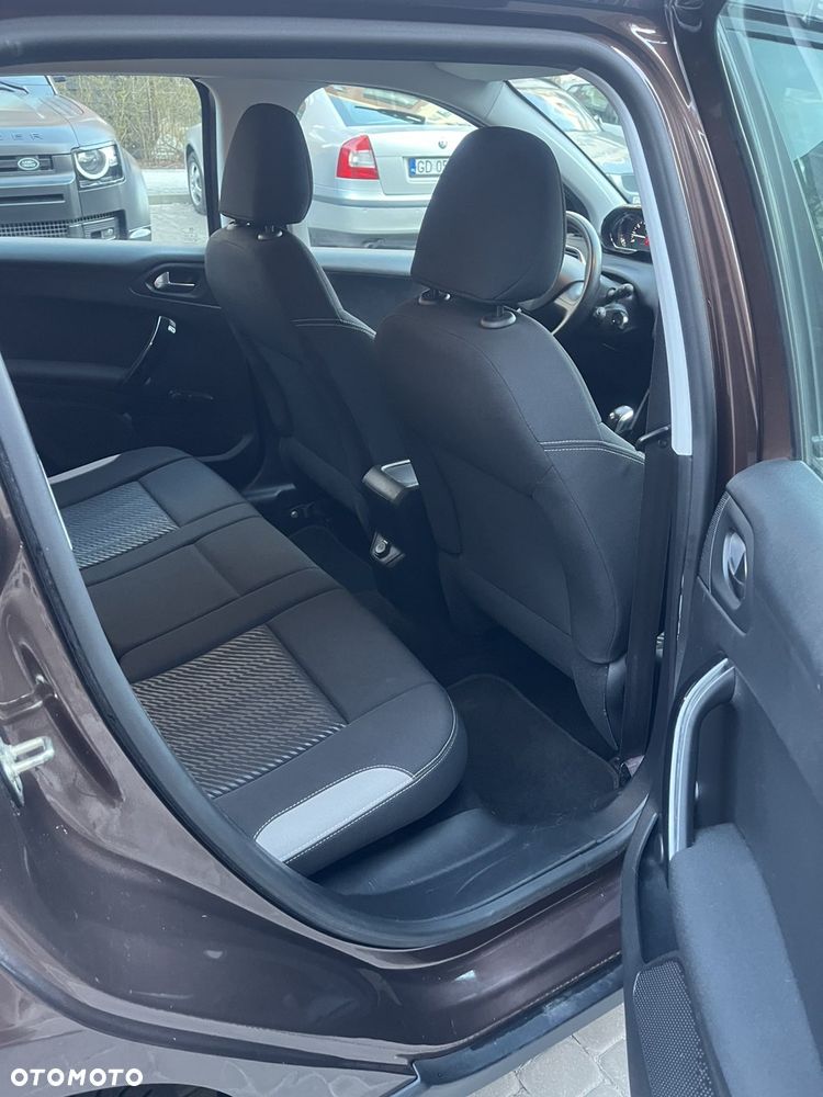 Peugeot 2008 PureTech 82 Access - 10