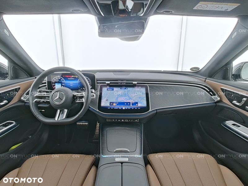 Mercedes-Benz Klasa E 300 de PHEV 4-Matic AMG 9G-Tronic - 11