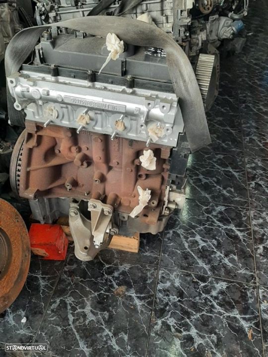 motor reconstruido  Renault Megane  1.5 DCI 110 cv  2015 - ref : K9K JNR8 - 2