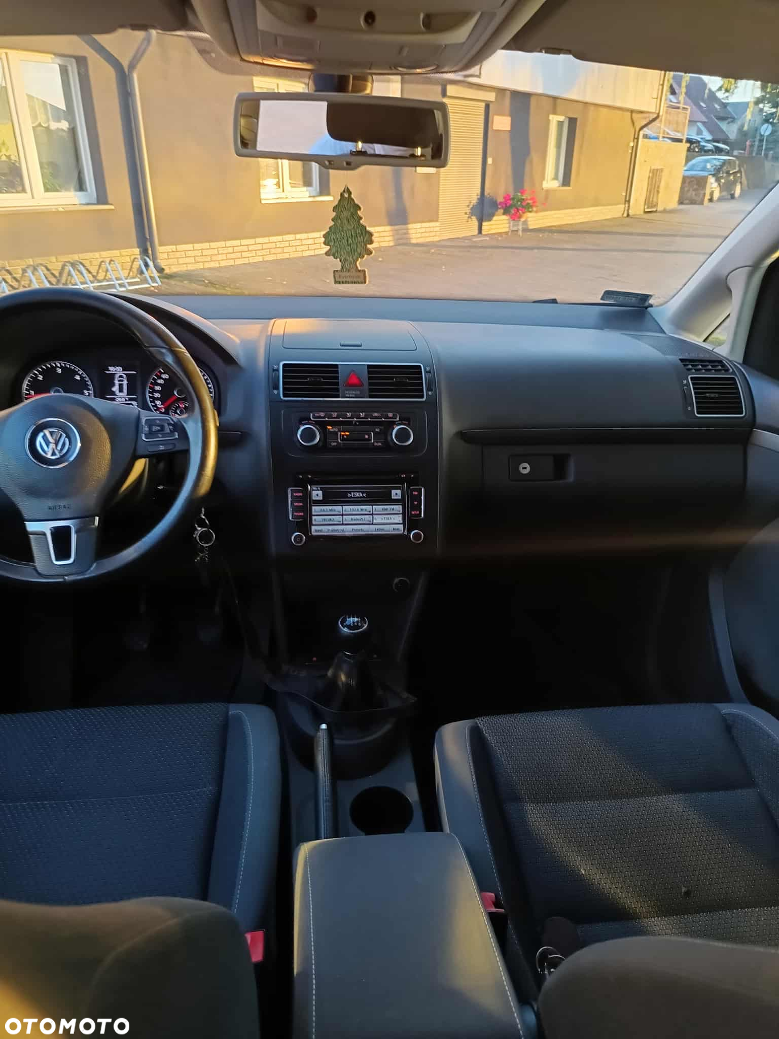 Volkswagen Touran 2.0 TDI DPF Trendline - 6