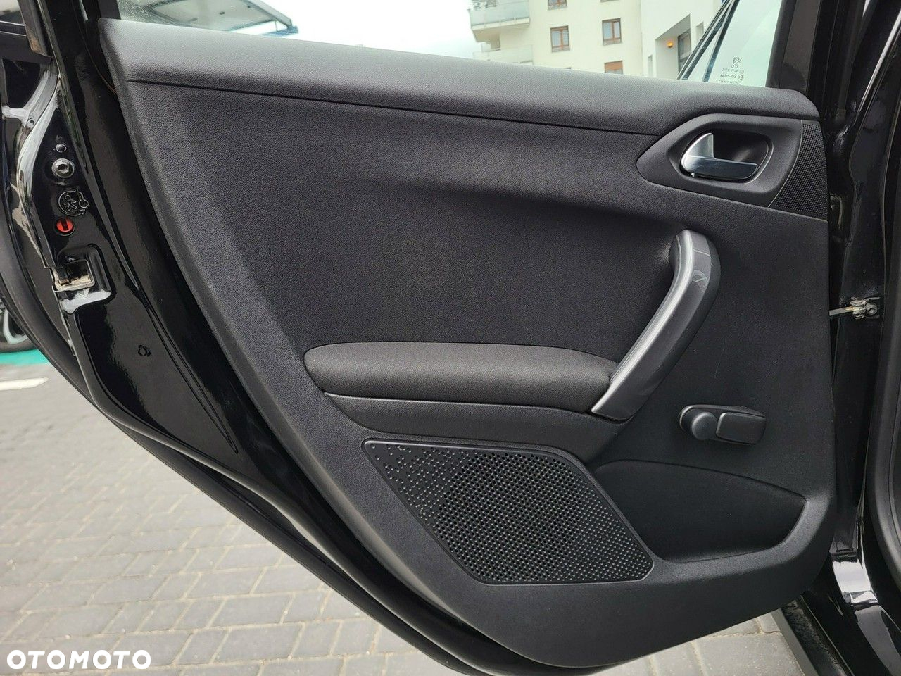 Peugeot 2008 - 14
