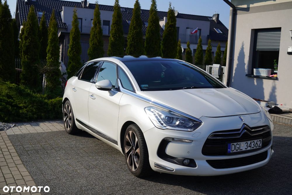 Citroën DS5 1.6 THP SoChic - 11