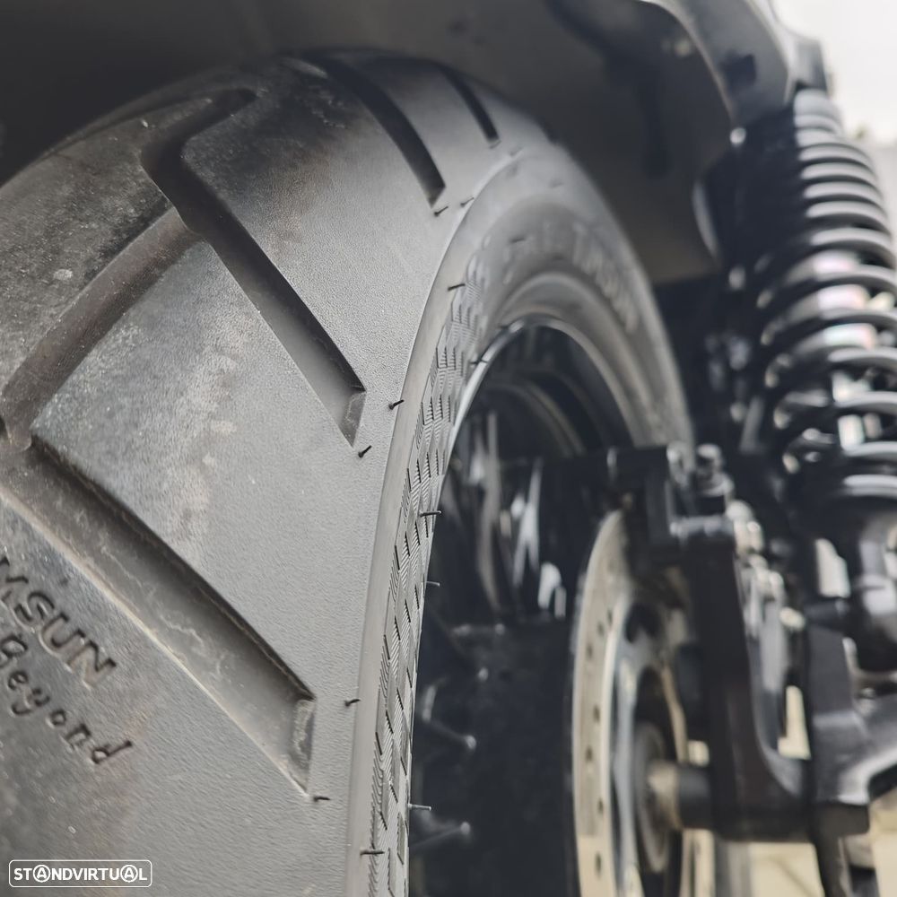 Keeway V-Cruise 125 BENDA - 8