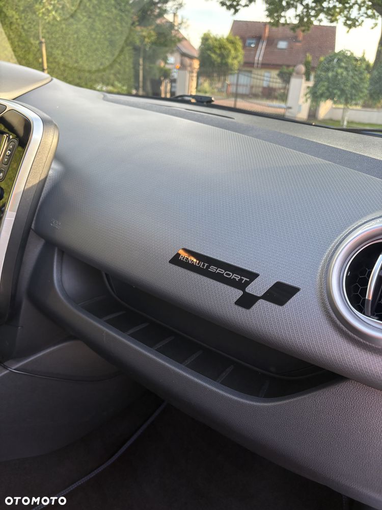 Renault Clio - 26