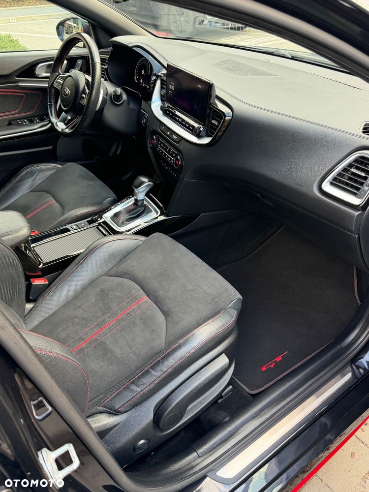 Kia ProCeed 1.6 T-GDI DCT7 OPF GT - 22