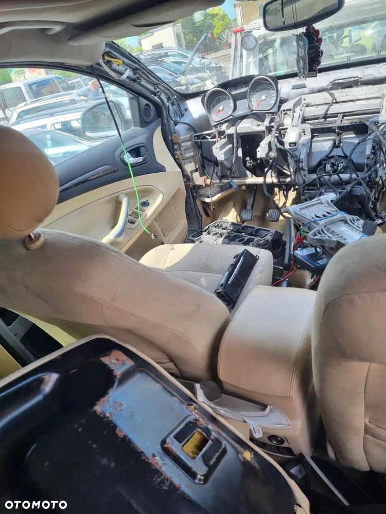 Ford Mondeo mk4 kombi 2008r 2.0 tdci duratorq 143km skrzynia 6b lakier T6 Thunder Metallic na części - 7