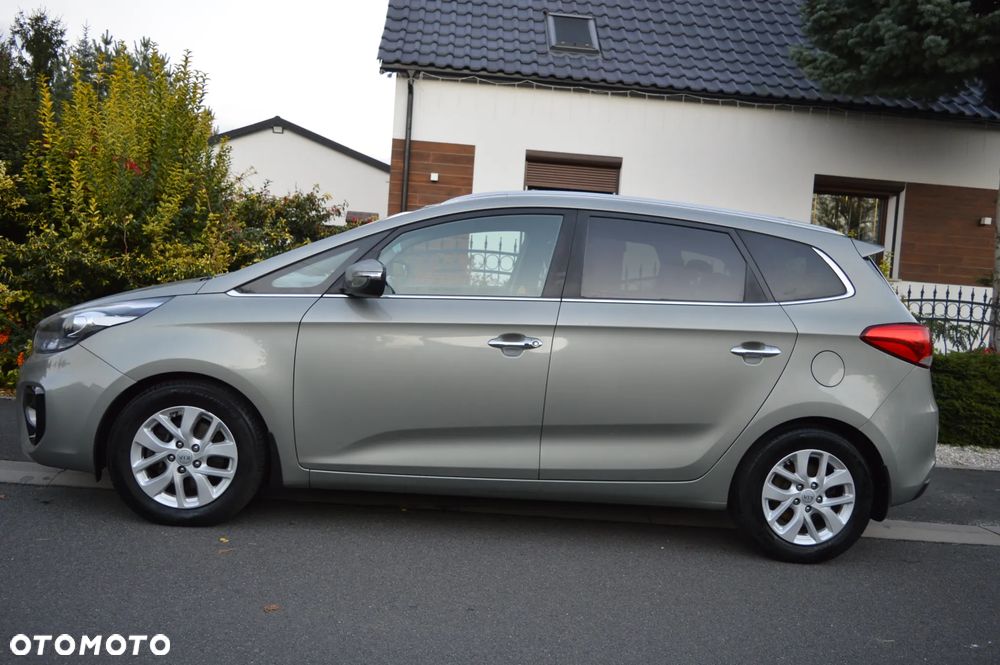 Kia Carens 1.7 CRDi L - 9
