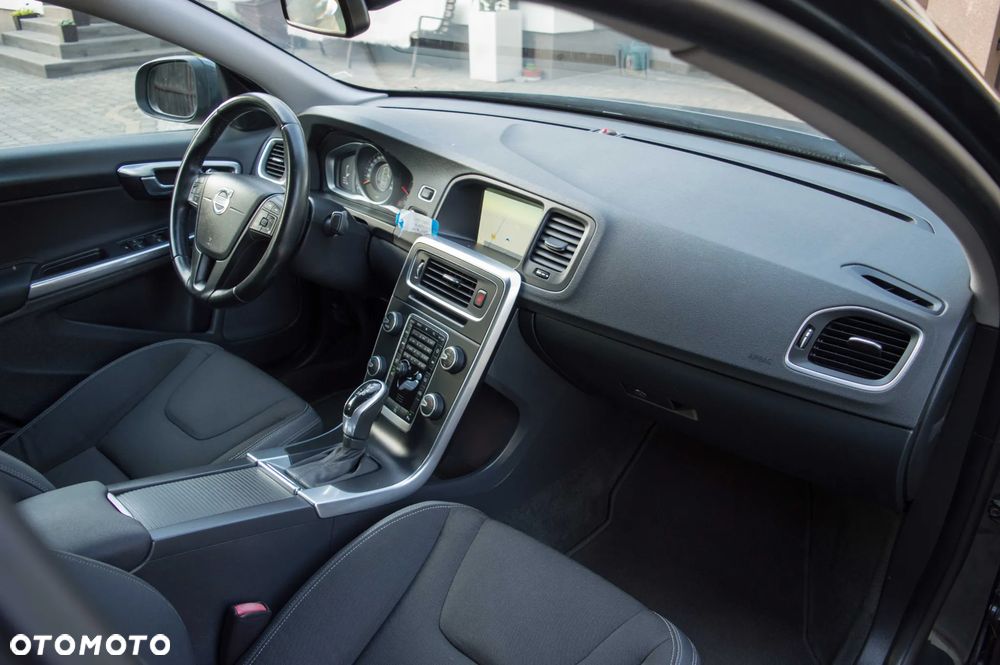 Volvo S60 D3 Geartronic Business Edition - 28