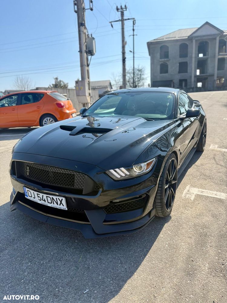 Ford Mustang 2.3 Eco Boost Aut. - 1