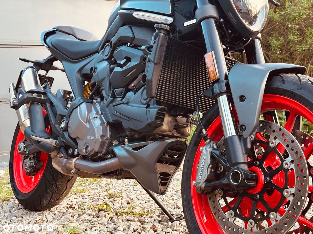 Ducati Monster - 15