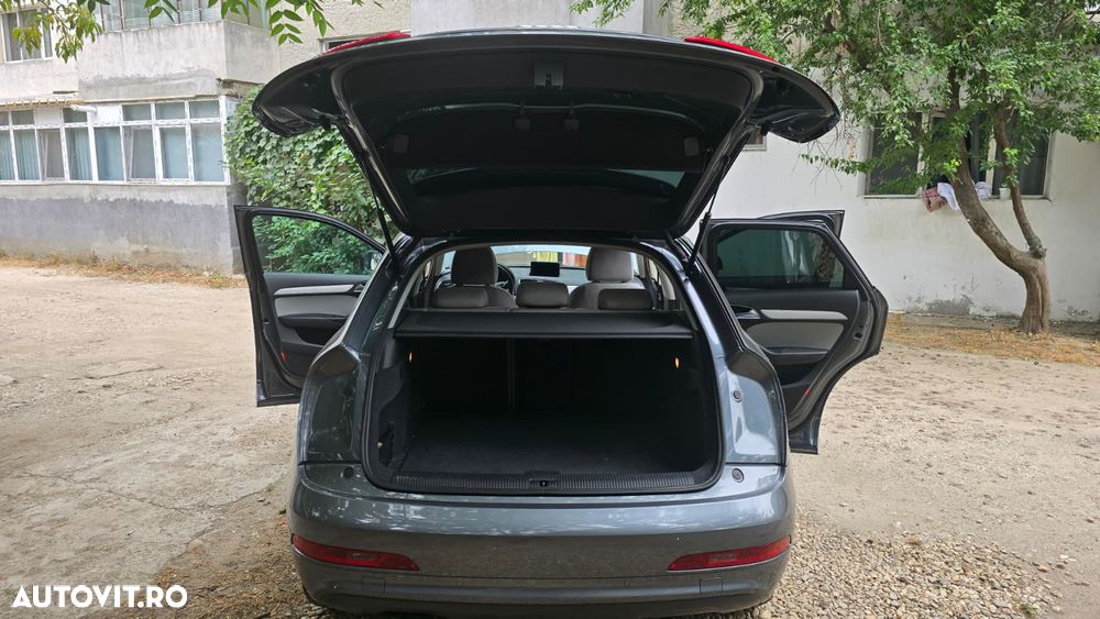Audi Q3 2.0 TDI Quattro S tronic - 5