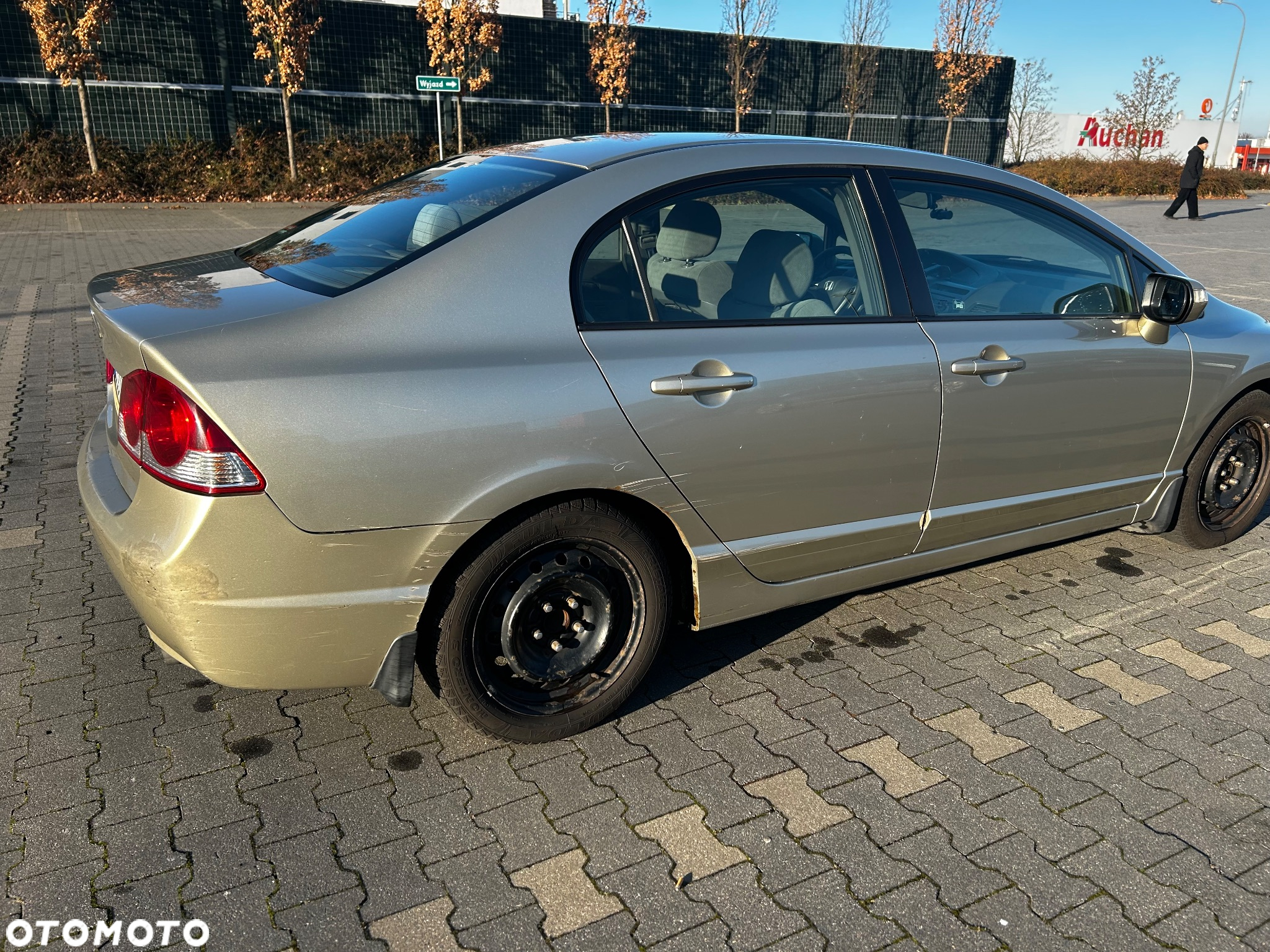 Honda Civic 1.8 Comfort - 13