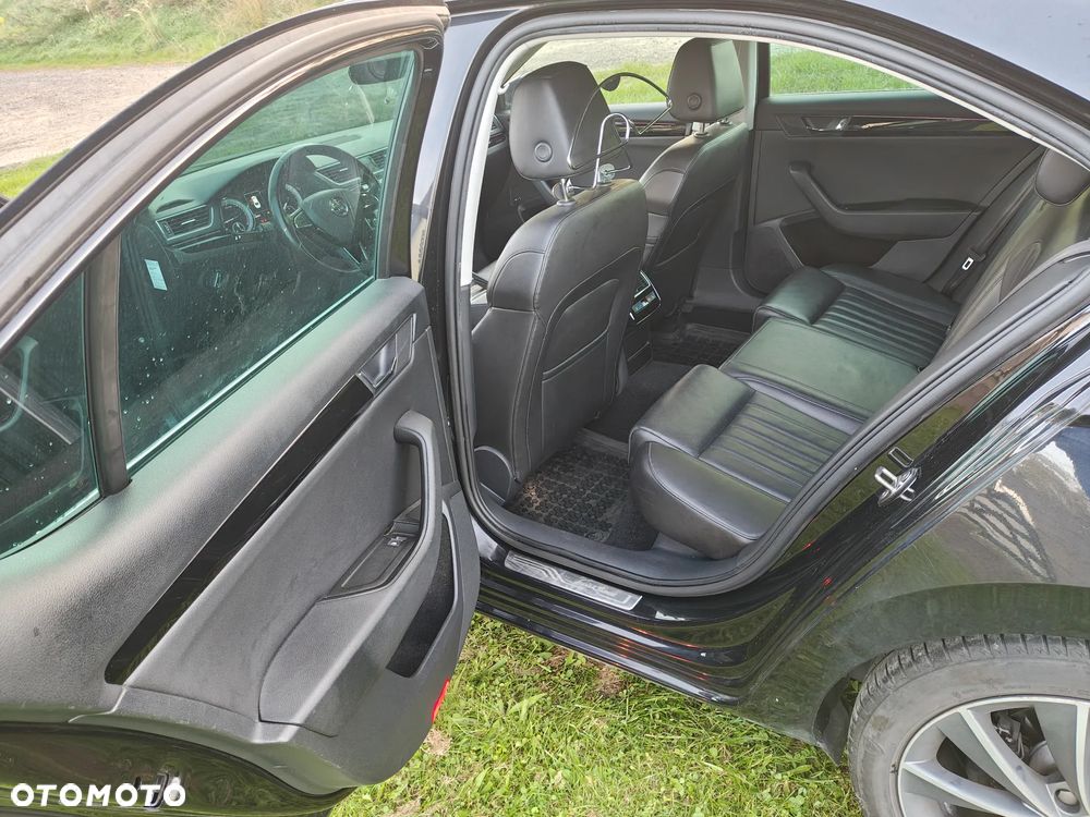 Skoda Superb 2.0 TDI L&K DSG - 22