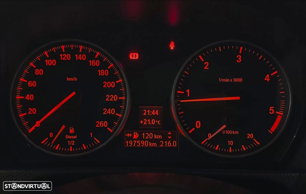 BMW 318 d Pack M - 10