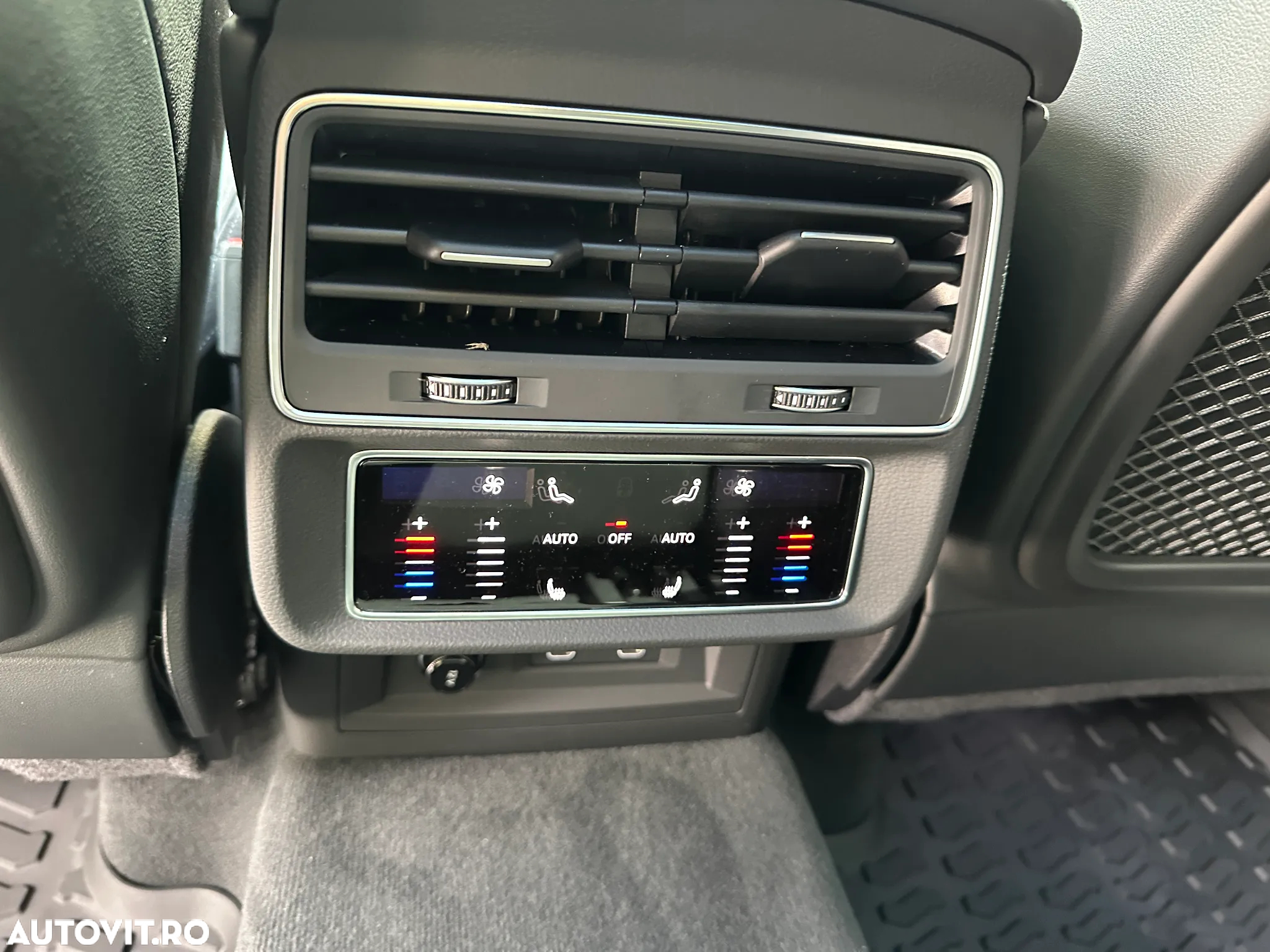 Audi Q8 50 TDI quattro Tiptronic MHEV - 16