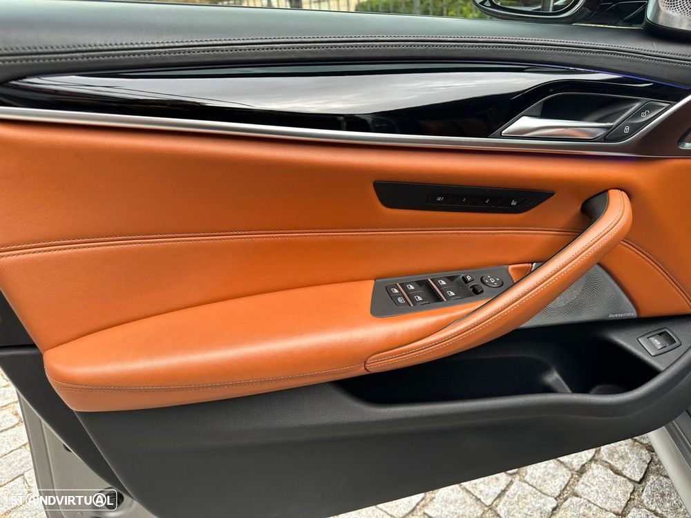 BMW M5 Competition - 26