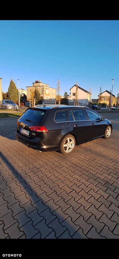 Volkswagen Golf - 8