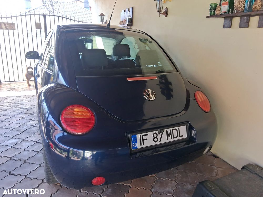 Volkswagen New Beetle - 3