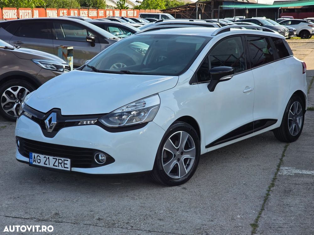 RENAULT Clio 2015