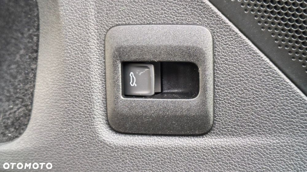 Volkswagen Tiguan - 13
