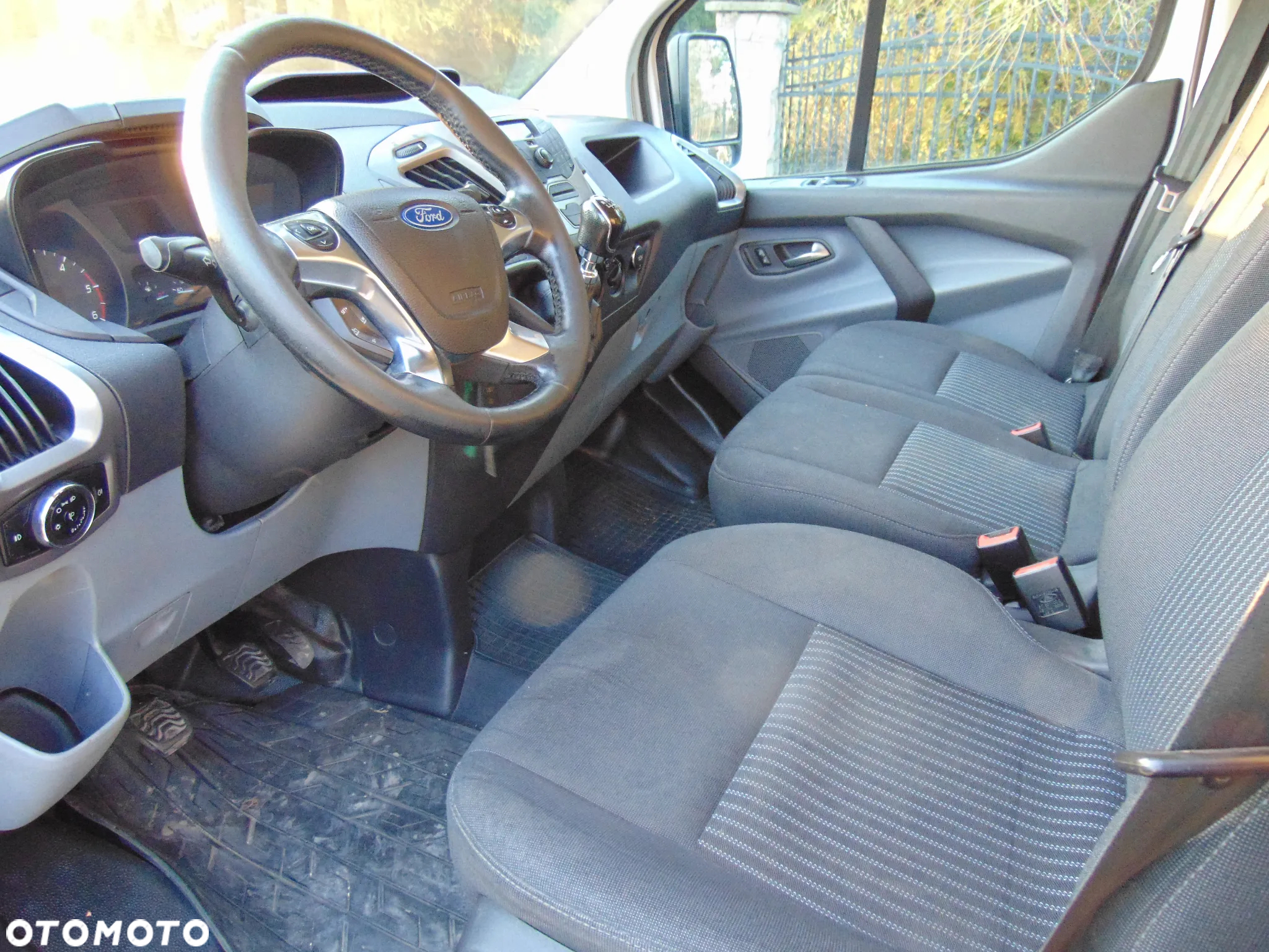 Ford Tranzit Custom - 4